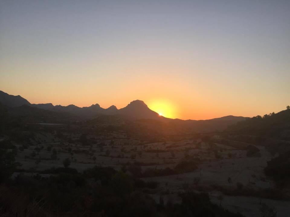 Finca Las Estrellas Relleu Bagian luar foto