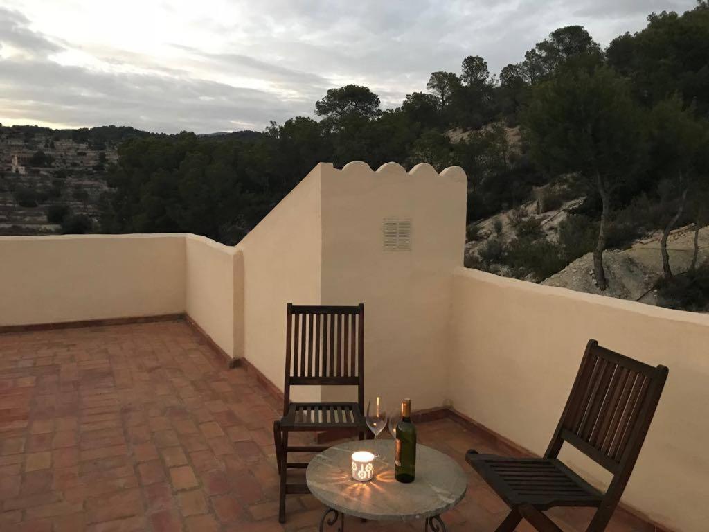 Finca Las Estrellas Relleu Bagian luar foto
