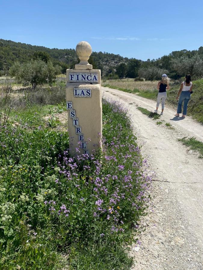 Finca Las Estrellas Relleu Bagian luar foto